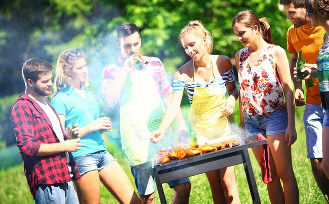 Begini Caranya agar Pesta BBQ di Rumah Tak Merepotkan