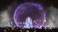 Mereka juga mendapatkan rekor untuk pertunjukan water projection terbesar di dunia dari Guiness World Records. Cedric Ribeiro/Getty Images for Dubai Festival City/detikFoto.