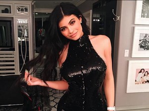 Kylie Jenner Jadi Orang Terkaya ke-2 di Keluarga Kardashian-Jenner
