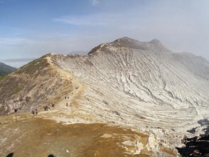 Kawah Ijen, Islandia dari Banyuwangi