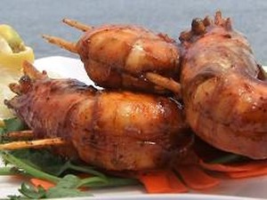 Menu Tahun Baru: Rayakan Pesta dengan Udang Bakar Lada Hitam dan Fruit Cocktail