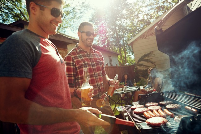 Mau Pesta Tahun Baru? Ini 8 Cara Bersihkan Peralatan BBQ (1)