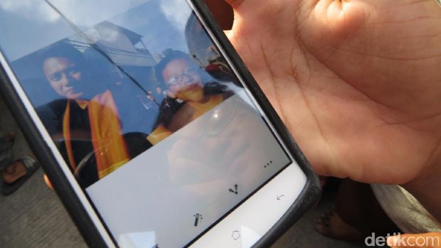 Bocah berburu selfie bareng Agus 