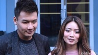  Stella mengaku siap menikah walau usianya terbilang masih muda karena baginya, Fendi Chow adalah tipe calon suami idaman. Pool/Noel/detikFoto.