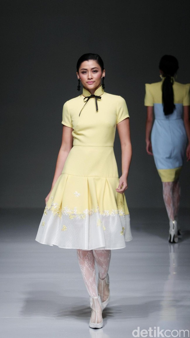 Koleksi Votum by Sebastian Gunawan mengusung tema Shades of Mind di IPMI Trend Show 2017. The Hall Lt. 8, Senayan City. Jakarta. [Foto: Mohammad Abduh/Wolipop]