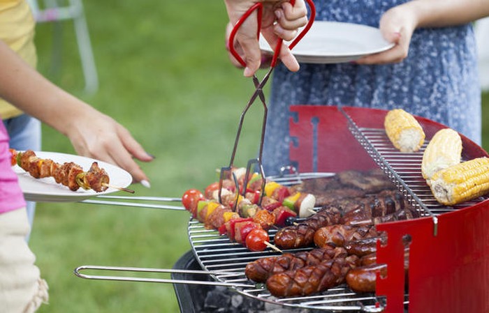 persiapan pesta bbq
