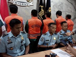 7 TKA China Diciduk Petugas Imigrasi dari Pabrik Baja di Sidoarjo