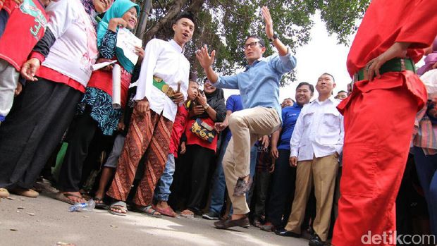 Jurus Tapak Bumi Sandiaga di Pejaten