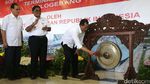 Menhub Budi Karya Resmikan Terminal Pulogebang