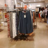 Intip Produk produk Diskon Hingga 50 di Debenhams Senayan 