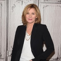 Seperti karakternya dalam Sex and City, Kim Cattrall juga belum tertarik untuk memiliki anak. Ia mengaku sudah punya pikiran tersebut sejak usia 30 tahun. Ia pun belum bertemu dengan pria yang tepat untuk bisa menjadi sosok ayah bagi calon anaknya. Meski begitu, Kim mengaku menyukai anak-anak meski tidak untuk jangka waktu yang lama. Foto: Getty Images