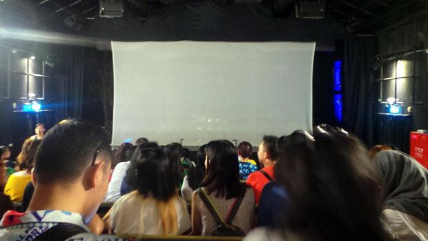 Penonton sudah bersiap untuk menyaksikan 10 Drums (Wahyu/detikTravel)