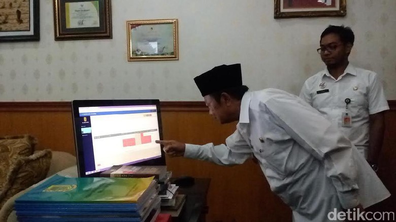 DPRD Kota Mojokerto Soroti Absensi Online yang Kurang Serius