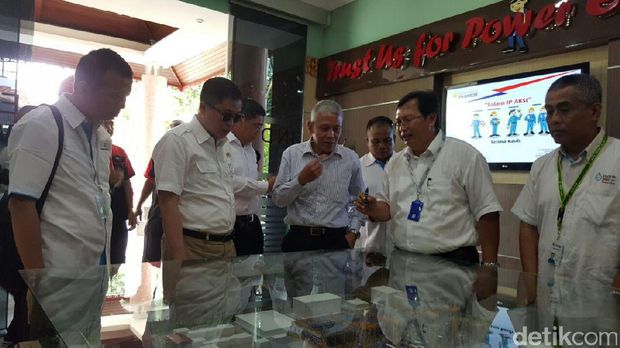 Menteri ESDM Ignasius Jonan di PLTDG Pesanggaran-Bali