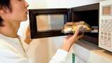 Deretan Makanan Terlarang yang Tak Boleh Dimasak Menggunakan Microwave