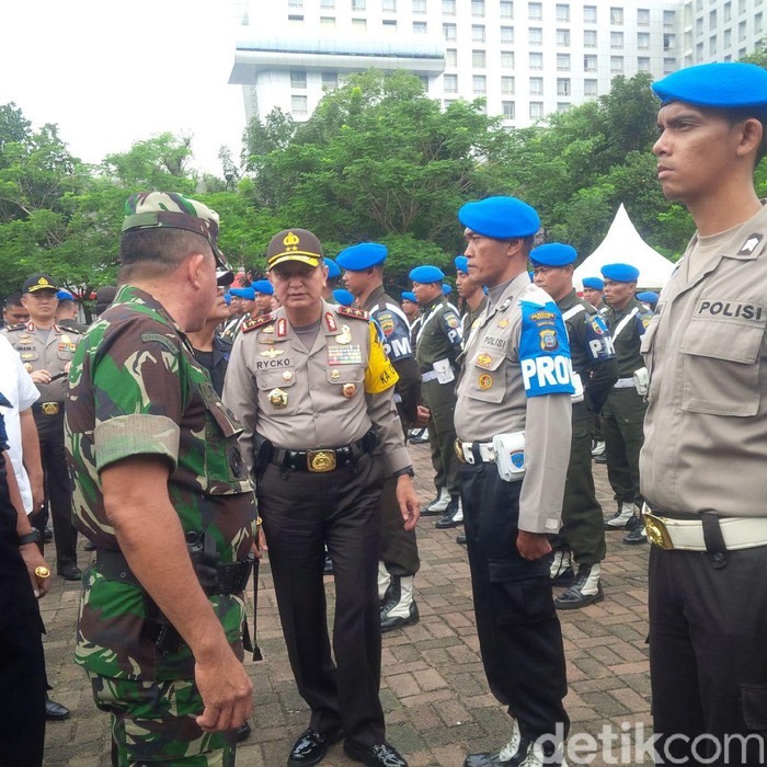 Kapolda Sumut dan Pangdam Cek Kesiapan Pasukan Pengamanan Tahun Baru