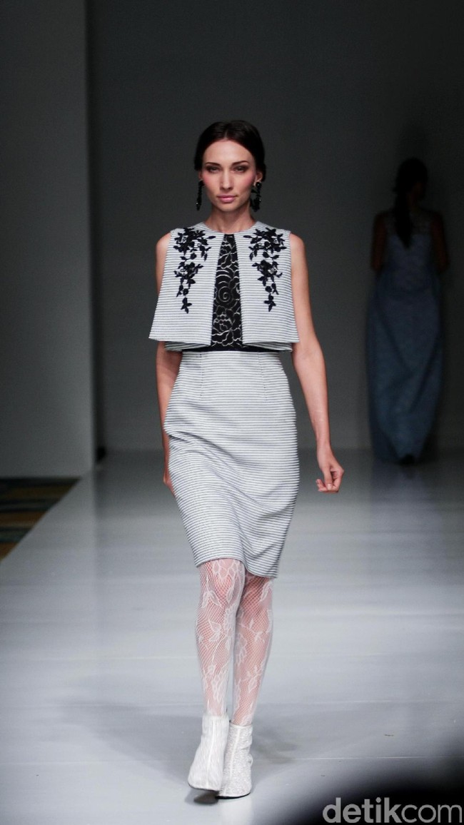 Koleksi Votum by Sebastian Gunawan mengusung tema Shades of Mind di IPMI Trend Show 2017. The Hall Lt. 8, Senayan City. Jakarta. [Foto: Mohammad Abduh/Wolipop]