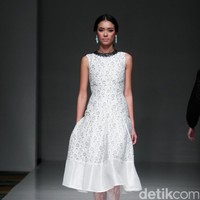 Koleksi Votum by Sebastian Gunawan mengusung tema Shades of Mind di IPMI Trend Show 2017. The Hall Lt. 8, Senayan City. Jakarta. [Foto: Mohammad Abduh/Wolipop]