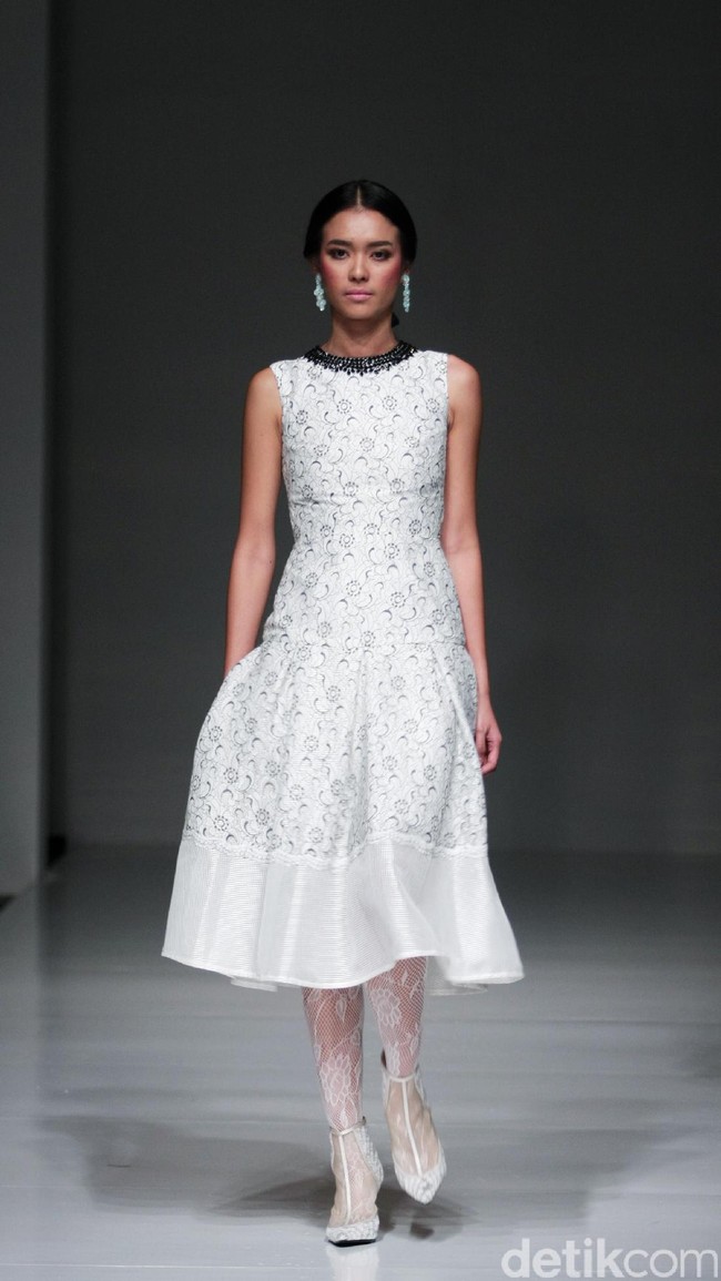 Koleksi Votum by Sebastian Gunawan mengusung tema Shades of Mind di IPMI Trend Show 2017. The Hall Lt. 8, Senayan City. Jakarta. [Foto: Mohammad Abduh/Wolipop]