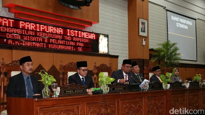 Pemkab dan DPRD Banyuwangi Rancang Perda Desa Wisata