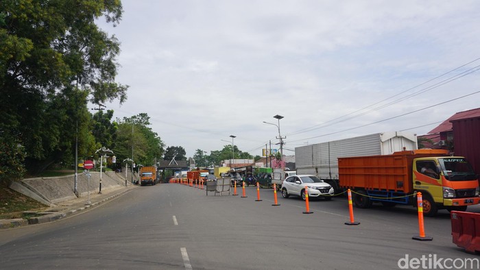 Ada Pembatasan Kendaraan, Arteri Purwakarta Mulai Lengang