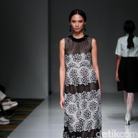 Koleksi Votum by Sebastian Gunawan mengusung tema Shades of Mind di IPMI Trend Show 2017. The Hall Lt. 8, Senayan City. Jakarta. [Foto: Mohammad Abduh/Wolipop]