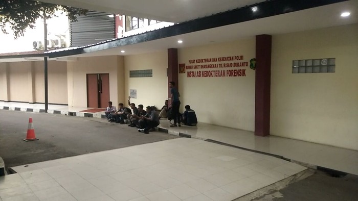 Jenazah Ramlan Butarbutar Si Rampok Pulomas Dimasukkan ke RS Polri