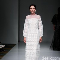 Koleksi Votum by Sebastian Gunawan mengusung tema Shades of Mind di IPMI Trend Show 2017. The Hall Lt. 8, Senayan City. Jakarta. [Foto: Mohammad Abduh/Wolipop]