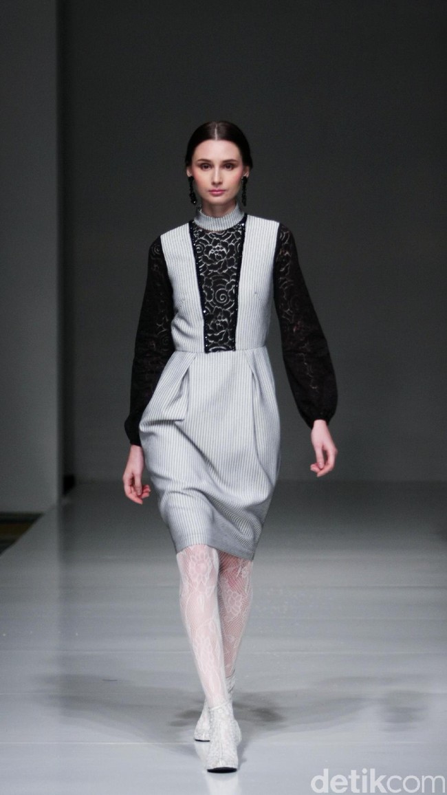 Koleksi Votum by Sebastian Gunawan mengusung tema Shades of Mind di IPMI Trend Show 2017. The Hall Lt. 8, Senayan City. Jakarta. [Foto: Mohammad Abduh/Wolipop]