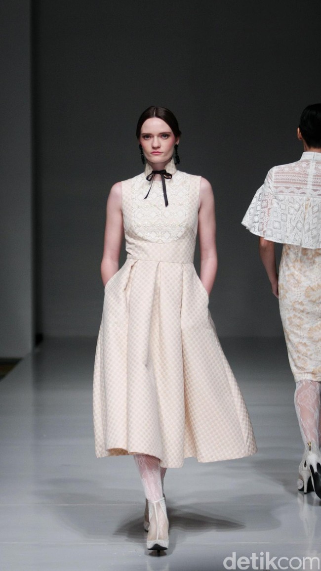 Koleksi Votum by Sebastian Gunawan mengusung tema Shades of Mind di IPMI Trend Show 2017. The Hall Lt. 8, Senayan City. Jakarta. [Foto: Mohammad Abduh/Wolipop]