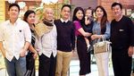 Happy Family! Saat Keluarga Besar Ruben Onsu dan Sarwendah Rayakan Natal
