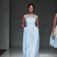 Koleksi Votum by Sebastian Gunawan mengusung tema Shades of Mind di IPMI Trend Show 2017. The Hall Lt. 8, Senayan City. Jakarta. [Foto: Mohammad Abduh/Wolipop]