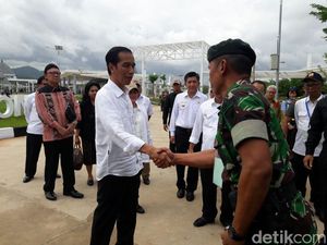 Di Depan Akademisi dan Pengusaha, Jokowi Pamer Percantik Perbatasan