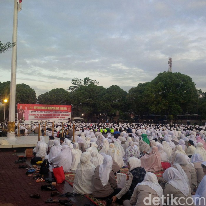 Polda Jabar Gelar Istigosah dan Doa Bersama