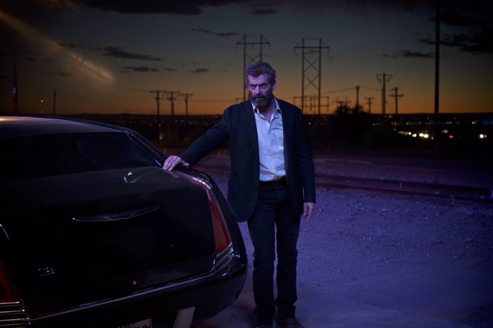 Hugh Jackman Pamer Foto Logan Tua di Antara Senja