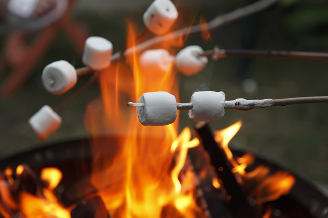 Meski Terlihat Gampang, Bikin Marshmallow Panggang Juga Ada Triknya
