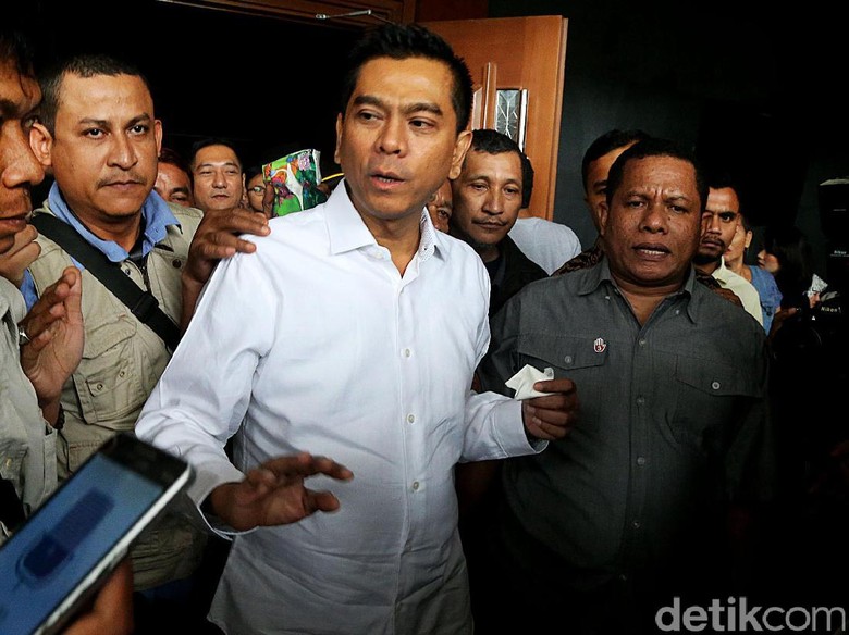 5 Rumah Mewahnya Dirampas Negara, Sanusi: Nggak Masalah, Sudah Ikhlas 5 Rumah Mewahnya Dirampas Negara, Sanusi: Nggak Masalah, Sudah Ikhlas
