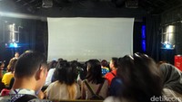  Traveler juga bisa menyaksikan pertunjukan drum keren yang terbaik di Taiwan. Sayang kita dilarang mengabadikan pertunjukan ini dengan kamera. Selama 1 jam, kita akan dihibur dengan irama drum yang rancak dan atraktif (Wahyu/detikTravel)