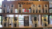 Harga kopi yang dijajakan mulai dari Rp 88 ribuan. Harganya satu kemasan kopi dijual berdasarkan hitungan gram. Cocok buat oleh-oleh! (Afif/detikTravel)
