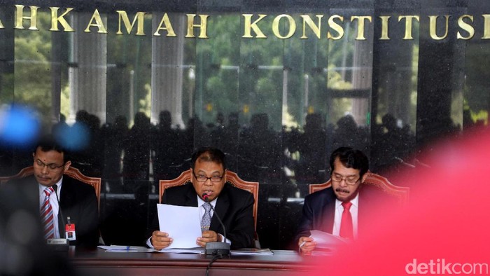 Gugatan Ahok Masih Dikaji MK, Putusannya Tak Berlaku Surut