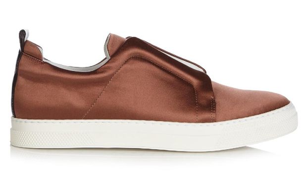 Intip 5 Sneakers yang Diprediksi Akan Tren di 2017