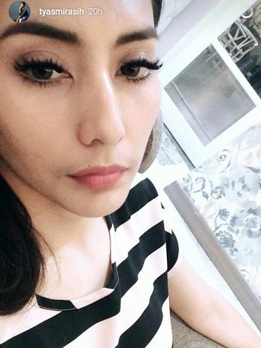 Perawatan Terus, Tyas Mirasih Makin Cantik Aja!