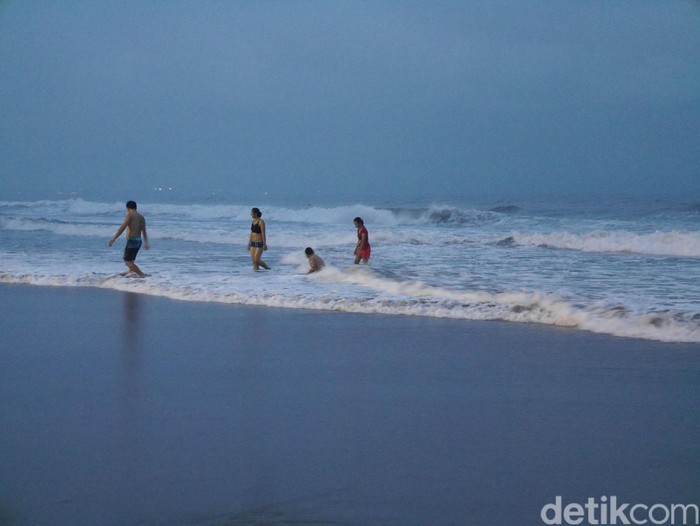 Pantai Berawa Bali