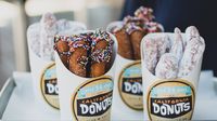 Nyamm! Manis Enak Donat Bentuk Kentang dengan Celupan Nutella