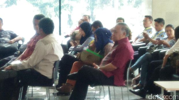 Din Syamsudin Datangi KPK Jenguk Irman Gusman dan Suami Inneke