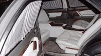 Seperti halnya mobil Mercedes-Benz melar S600 Pullman Guard keluaran tahun 1995 yang pernah digunakan oleh Presiden Rusia, Vladimir Putin.Foto: Pool (Motor1)