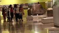Memasuki libur sekolah pada saat seperti ini, tempat-tempat wisata seperti museum dipadati pengunjung.