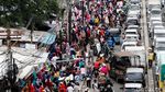 PKL Kuasai Pedestrian Baru di Tanah Abang