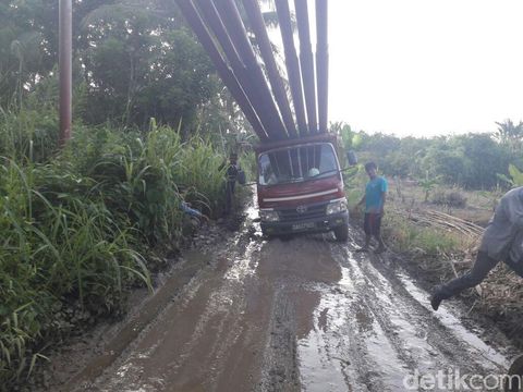 PLN pasok listrik untuk 9 Desa di Kalimantan Selatan
