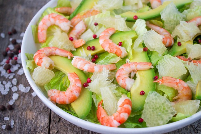 Yuk, Racik Salad Berisi Buah Segar untuk Suguhan Tahun Baru!